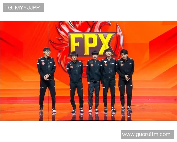 FPX在Major赛中的团队配合分析与表现评估