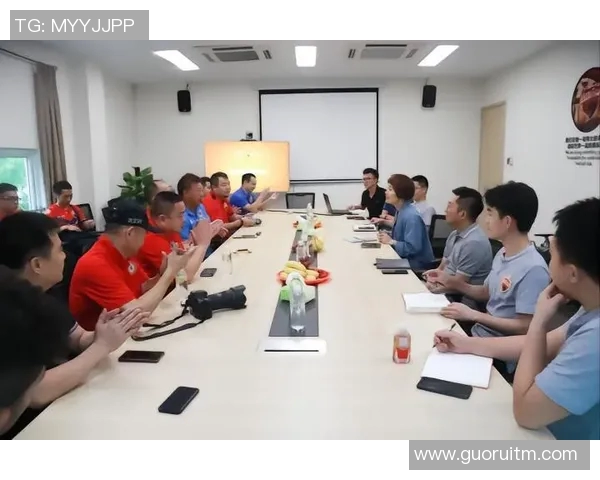 西安篮球队配合问题引发热议球迷与专家各抒己见探讨解决方案